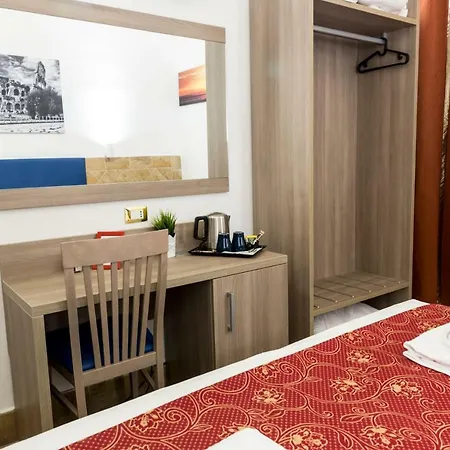 Hotell Palestro Palace 3*