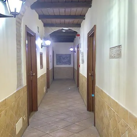 Palestro Palace Hotell 3*