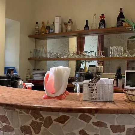 Hotell Palestro Palace