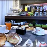 Palestro Palace 3*